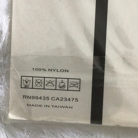 French Cut Pantyhose - Picture 3 of 3